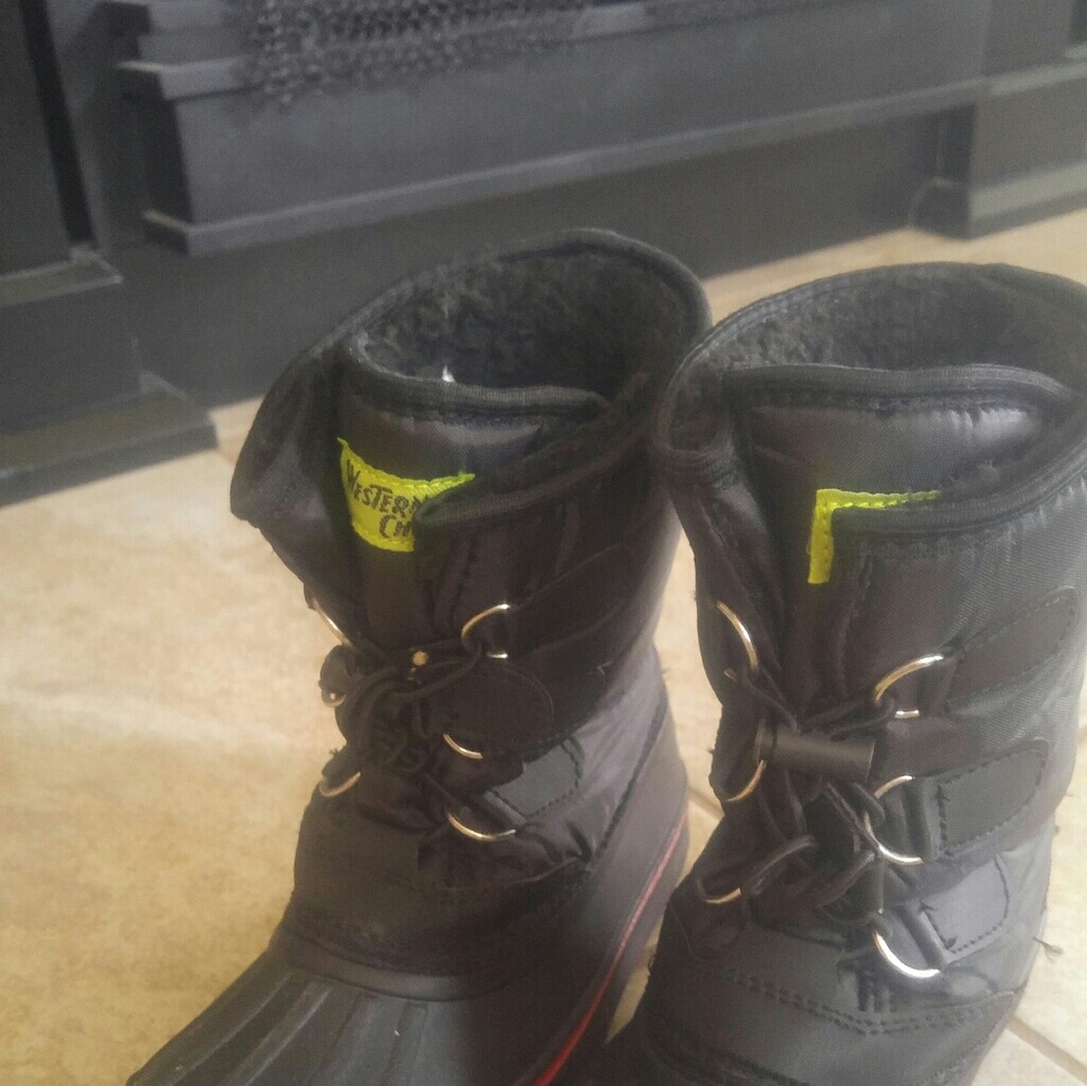 Toddler snow boots